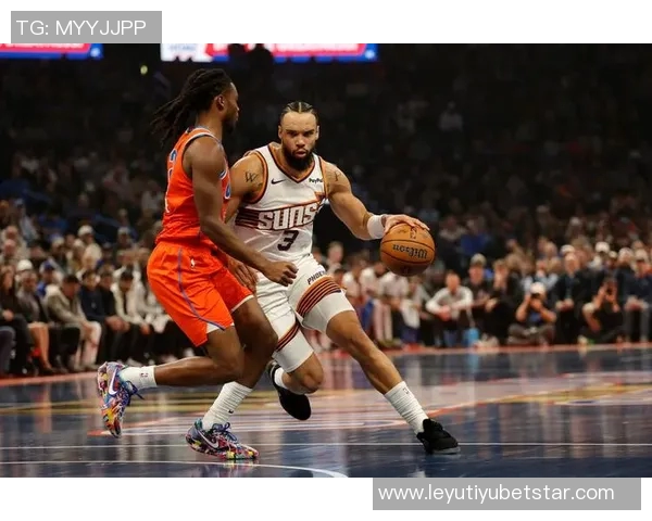 外线双星闪耀狄龙三分全中阿伦稳健发挥助力球队上半场表现